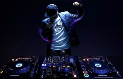 I will create a custom dj mix